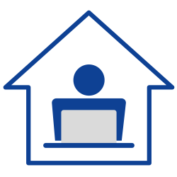 Blauer Umriss eines Hauses mit einer blauen Figur, die an einem Schreibtisch sitzt und einen Laptop benutzt, als Symbol für Fernarbeit oder Arbeit von zu Hause aus.